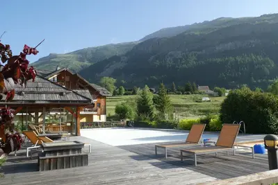 Image de Très bel appartement, au pied des pistes, avec piscine et sauna