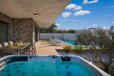 Image de Maison de vacances Primosten pour 1 - 10 personnes avec 4 chambres à coucher - Maison de vacances