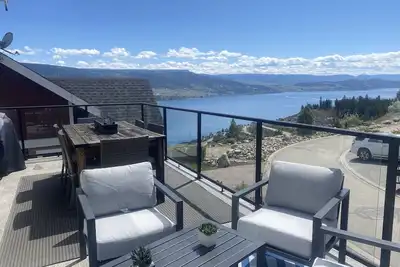Image de Majestic Mountainside cottage on Lake Okanagan