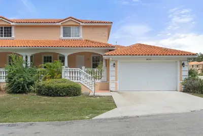 Image de Waterfront! Boat dock available for, families welcome!