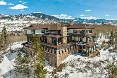 Image de Magnificent Estate in Summit County near Keystone, Copper, Breckenridge & Vail