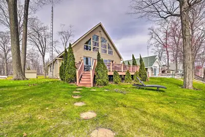 Image de Waterfront Lake Huron Home - Private Beach!