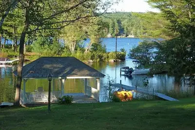 Image de Long Lake Waterfront, Dock Space, Tennis Court