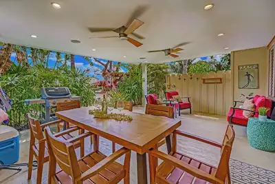 Image de Puamana 167-4. See and hear the ocean 200 feet away! 2 huge 20' x 15' lanais!