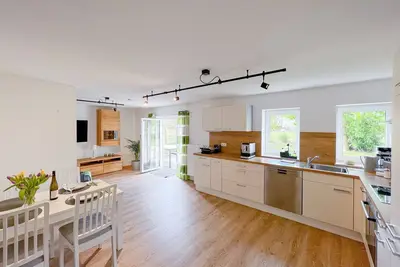 Image de Vacation apartment (75 sqm) with private terrace and garden area