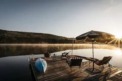 Image de Your Own House on a Lake