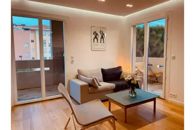 Image de Superbe appartement à 100m de la mer