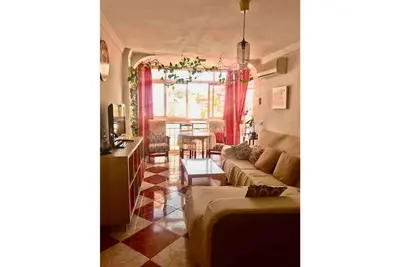 Image de 2 minutes from the beach! Great apartment! WiFi!