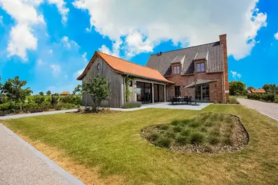 Image de Villa chic à Comines-Warneton avec jardin