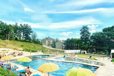 Image de Mobil-home en Toscane avec piscine & Bbq