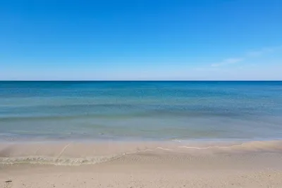 Image de Lovely single story beach cottage with Unobstructed View! ! ! Steps to the Gulf