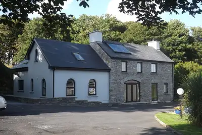 Image de Sunnyside Cottage 2 bedroom \/ 3 bath. . .