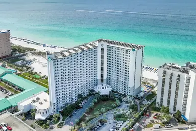 Image de Pelican Beach #2017 | Beachfront, Views, Amenities