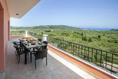 Image de Spacious House with extraordinary view in Corfu