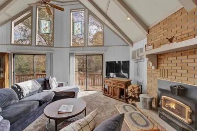 Image de Winter Deals! Near Skiing w/ Community Amenities + Game Room & Dogs Welcome