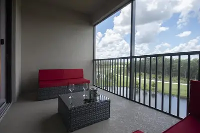 Image de Luxury condo - 2 Bed/ 2 Bath on the fourth floor, what a view! ! !