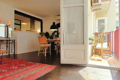 Image de Filmoteca SarriĂ 3- your home away from home