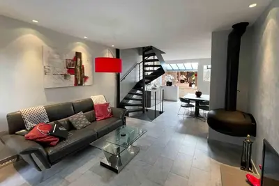 Image de Charming townhouse with garden in the City of Love by easyBNB