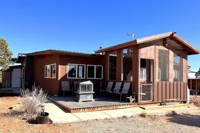 Image de RedNeck Ranch Cabin 3 Bd on 9+ Acres