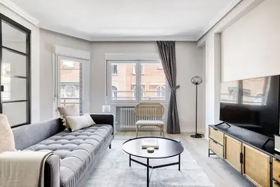 Image de Amazing Retiro 3br, in the best area of Madrid, by Blueground