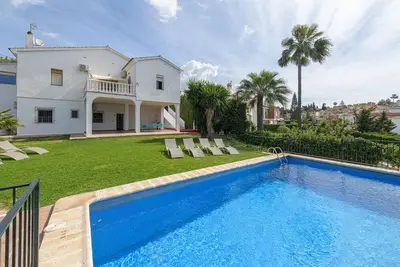 Image de Villa Paisible - Beautiful villa with private pool and free WiFi.