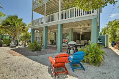 Image de Covered Deck & Bay Views: Bradenton Beach Abode!