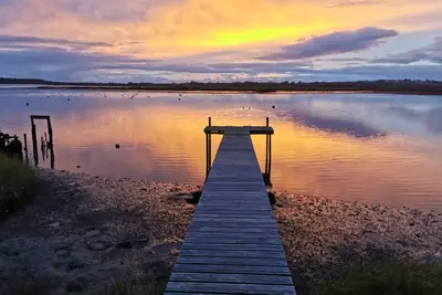Image de 'Waterside' - overlooking Mudeford Harbour - *** No Booking Fees ***