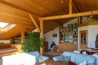 Image de Vacation apartment with large panoramic window
