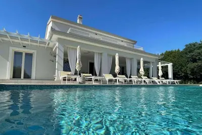 Image de Villa chic pour 8 personnes Ă Tar-Vabriga
