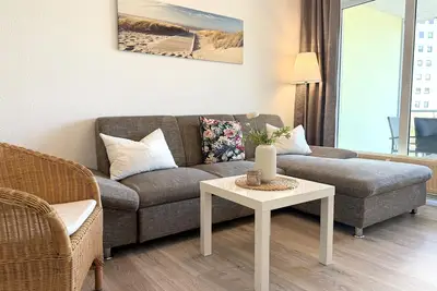 Image de C1. 1 - Bright apartment close to the beach with 2 balconies for up to 6 people