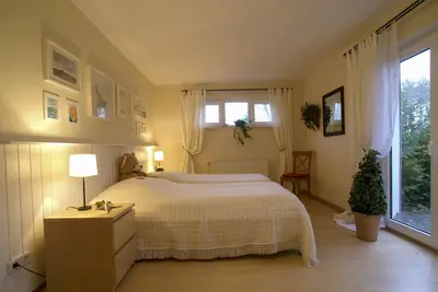 Image de Spacious, cozy vacation apartment for up to 6 people with 3 terraces