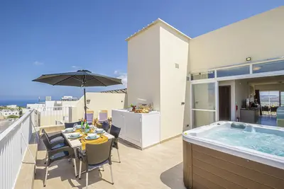 Image de Penthouse, located in the charming sought-after village of Mellieha.