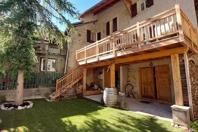 Image de Maison spacieuse au cœur des remparts de Colmars!