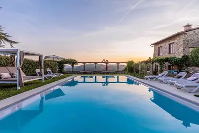 Villa Borbone - perched on the Lucca Hills