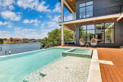 Image de Luxury Texas Retreat w/ Dock on Lake Lbj