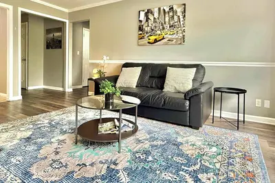 Image de Dt Atlanta 2b1b condo in great location