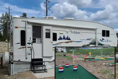 Image de Camper at Minigolf Course Tiger - Ac - Furnace - Fully Furnished
