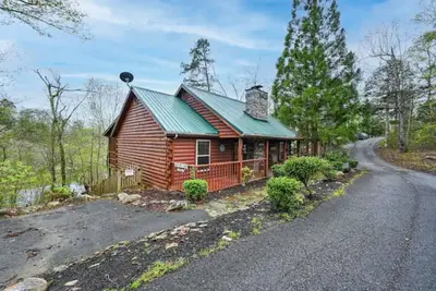 Image de Spacious 2 bed cabin, hot tub close to attractions