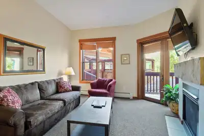 Image de Copper One 2 Bedroom Condo #211/211a by RedAwning