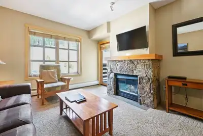Image de Passage Point 1 Bedroom Condo #421 by RedAwning