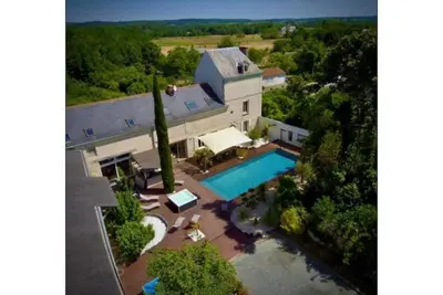 Image de Villa avec piscine chauffe et jacuzzi