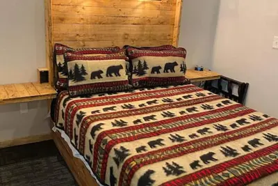 Image de Trailside Hotel Minutes to Fallingwater Queen 105
