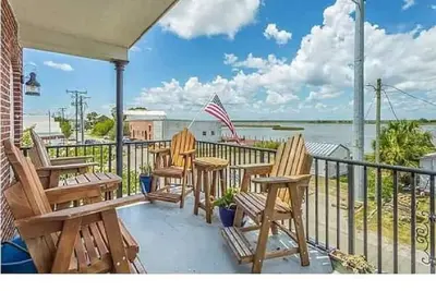 Image de Apalachicola Getaway on Water Street