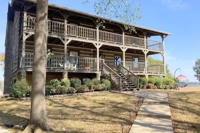 Image de Lake house