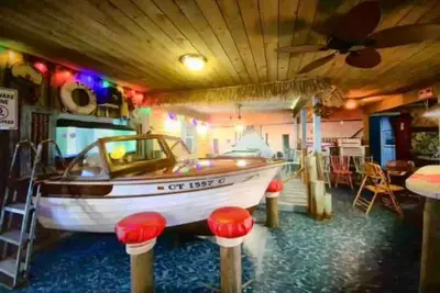 Image de Experience the Adirondacks with a Caribbean Flair! - Pet Friendly