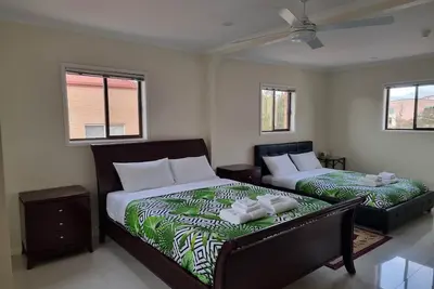 Image de Tuggeranong Short Stay #11 - Sleeps 8