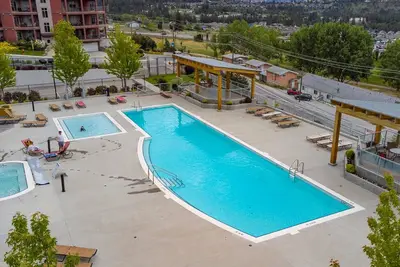 Image de Peony Paradise - 2 Bedroom 2 Bath - West Kelowna Gem with Lake View