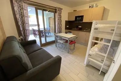 Image de Les 4 éléments C004 : studio récent avec place de parking
