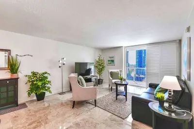 City View Escape | Stylish Brickell Condo
