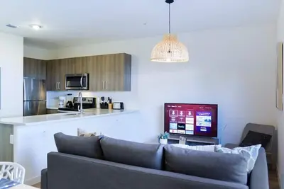 Awesome House 15 Min to Aventura W Free Parking
